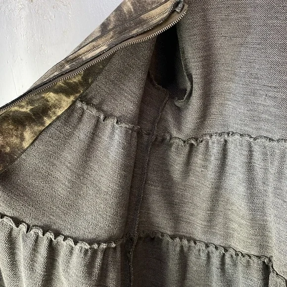 #0084 Mur Mur -Long Olive & Cream Zip Up Flare Cute Sweatshirt. - Picture 7 of 11